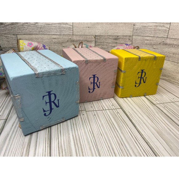 Easter wooden gifts with rustic decoration. - Picture 7 of 11